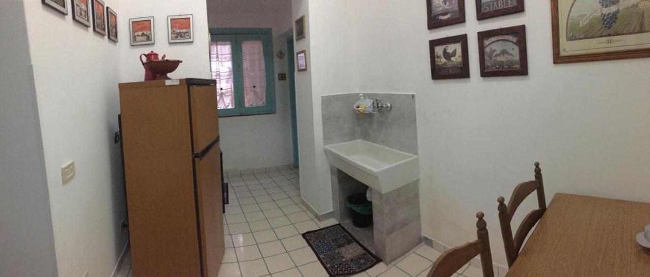 Bed and Breakfast Le Chiazzette Ачиреале Экстерьер фото