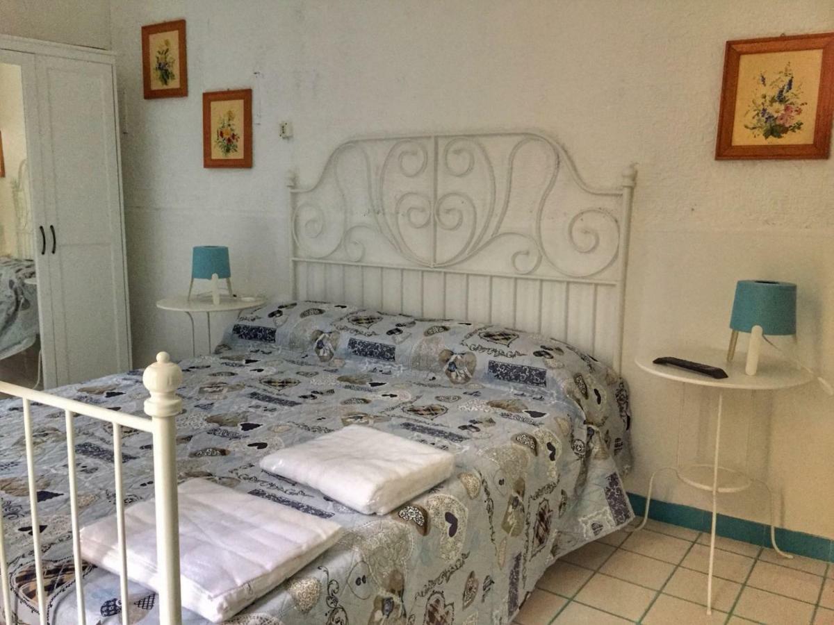 Bed and Breakfast Le Chiazzette Ачиреале Экстерьер фото